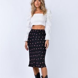 Black midi skirt